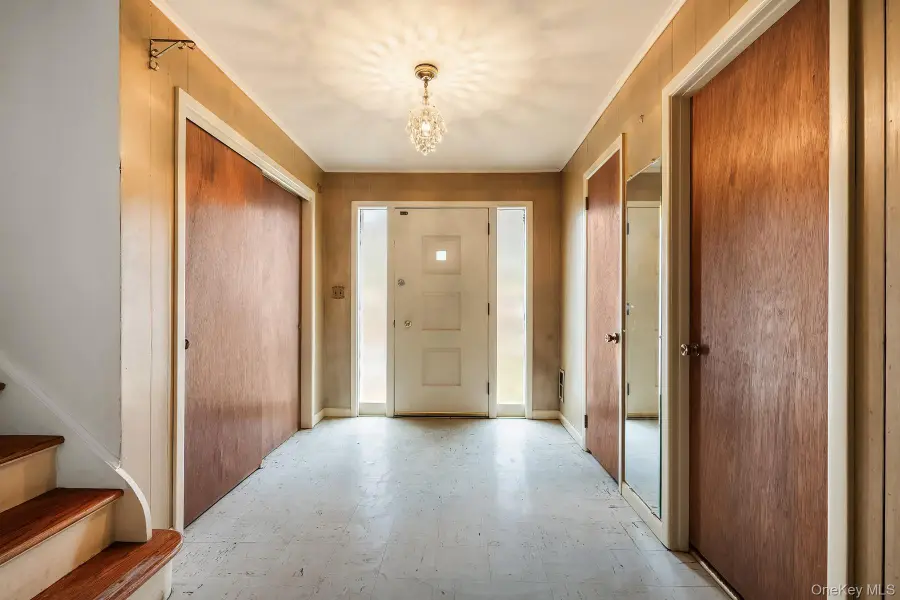 705 Ardsley Road, Scarsdale, NY 10583 - Image #2