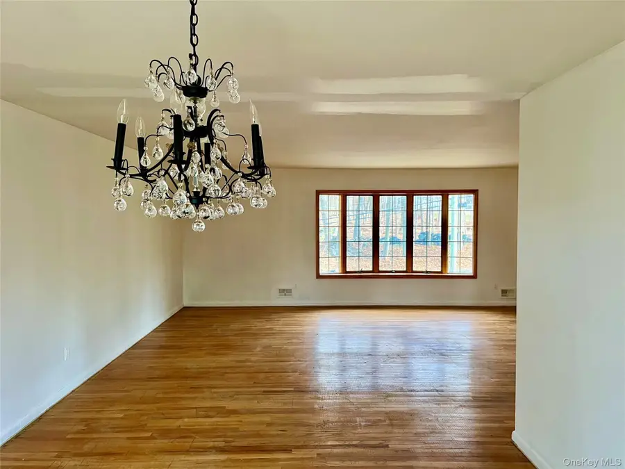 705 Ardsley Road, Scarsdale, NY 10583 - Image #3