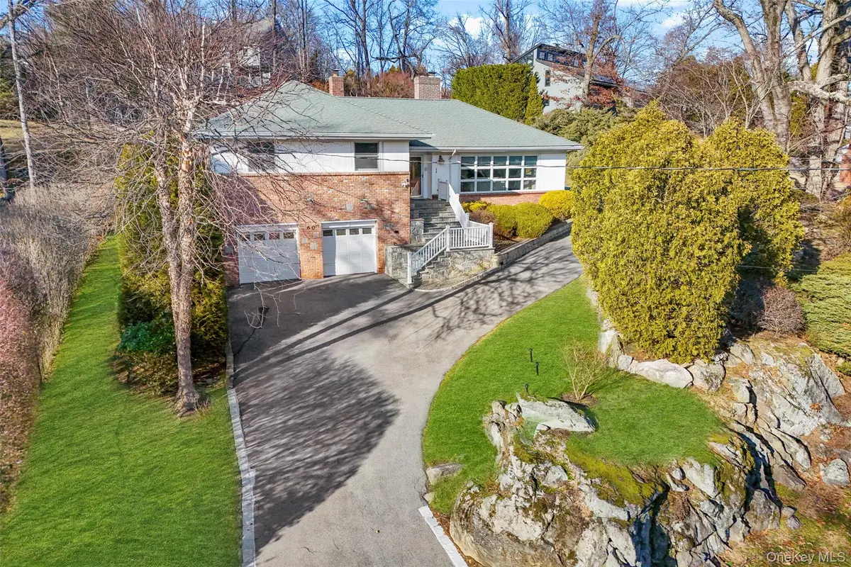 60 Overhill Road, New Rochelle, NY 10804 - Image #1