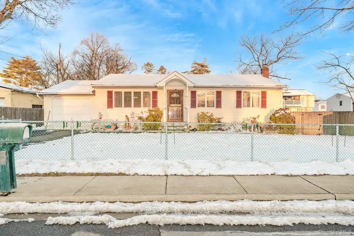 1175 Little East Neck Road, West Babylon, NY 11704 - Image #1