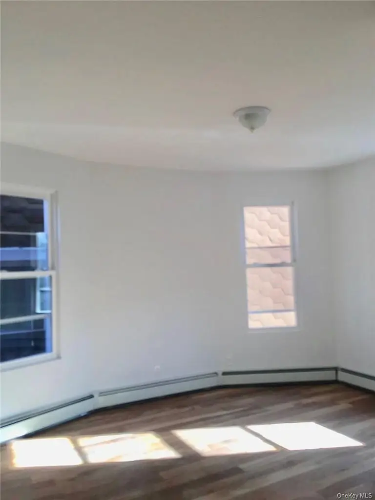 1823 Amethyst Street, Bronx, NY 10462 - Image #3