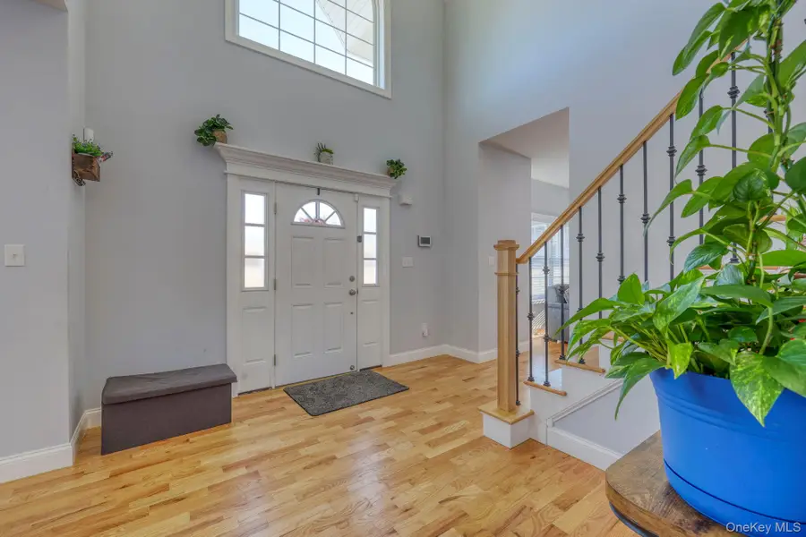 34 Meadow View Drive, Marlboro, NY 12542 - #3