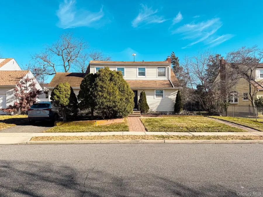 25 Ford Drive W, East Massapequa, NY 11758 - Image #2