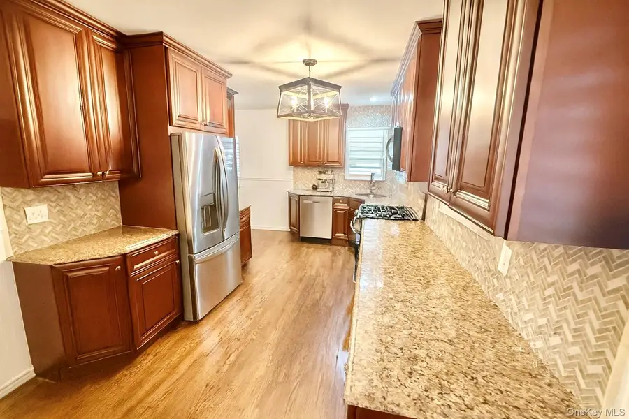 38 E Hamilton Avenue, Massapequa, NY 11758 - Image #3