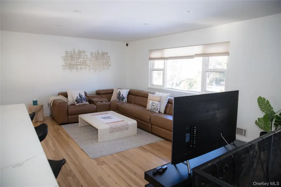 51 Lauren Avenue, Dix Hills, NY 11746 - Image #3