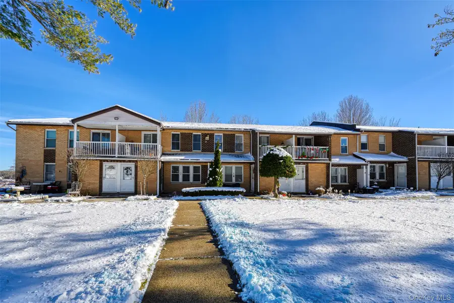 64 Artist Lake Drive, Middle Island, NY 11953 - Image #3