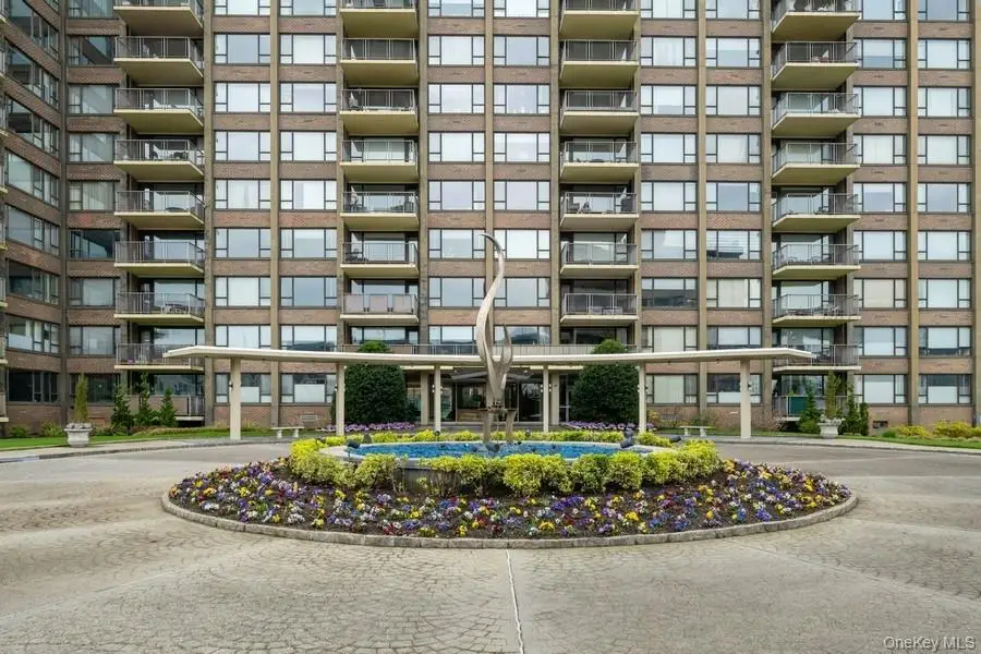 166-25 Powells Cove Boulevard #18G, Beechhurst, NY 11357 - Image #3