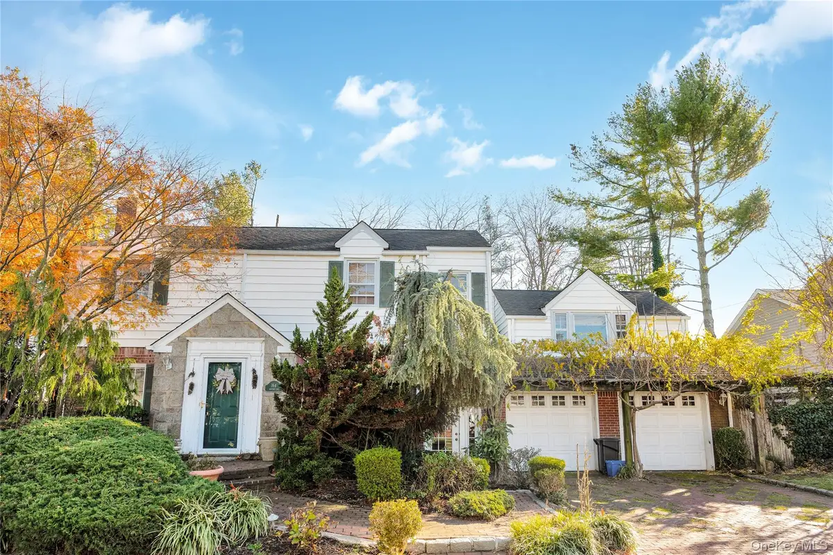 164 Waverly Avenue, East Rockaway, NY 11518 - Image #1