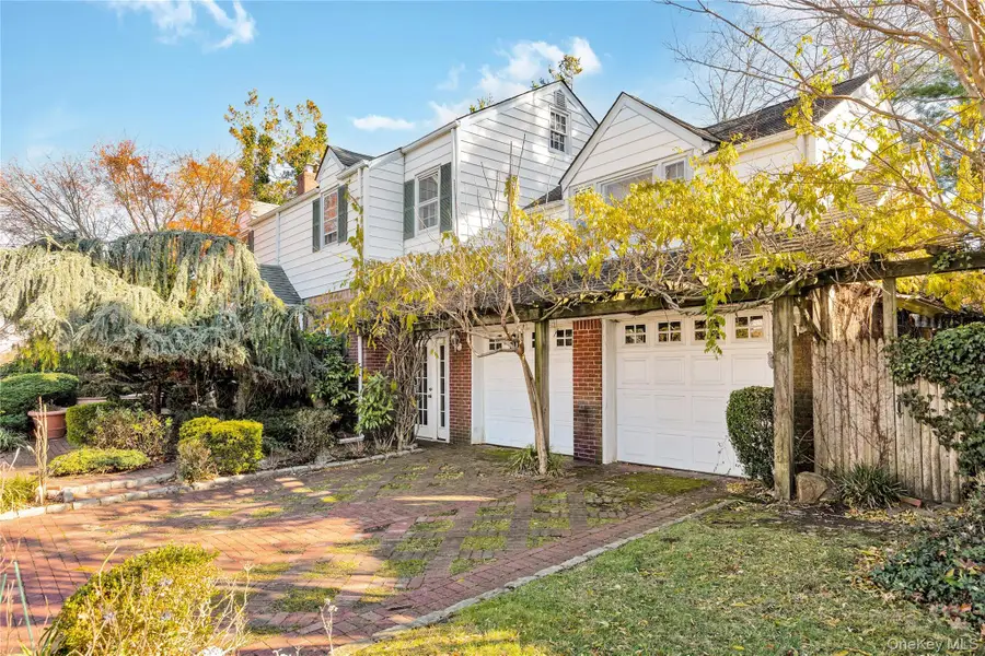 164 Waverly Avenue, East Rockaway, NY 11518 - Image #2