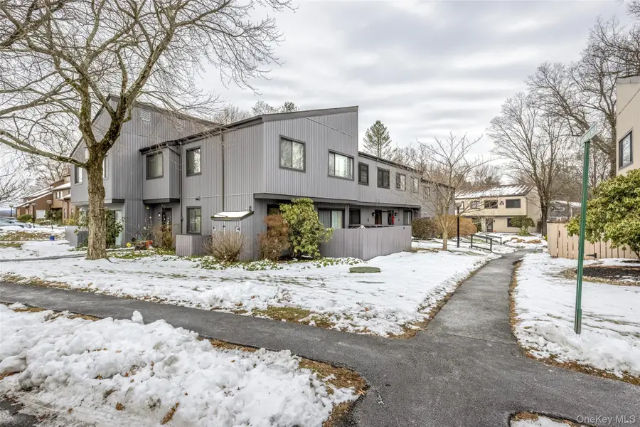1907 Magnolia Walk, Poughkeepsie, NY 12603 - Image #2