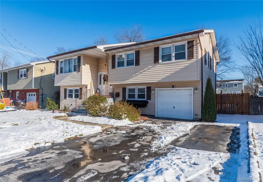 19 Maryland Avenue, Poughkeepsie, NY 12603 - Image #2