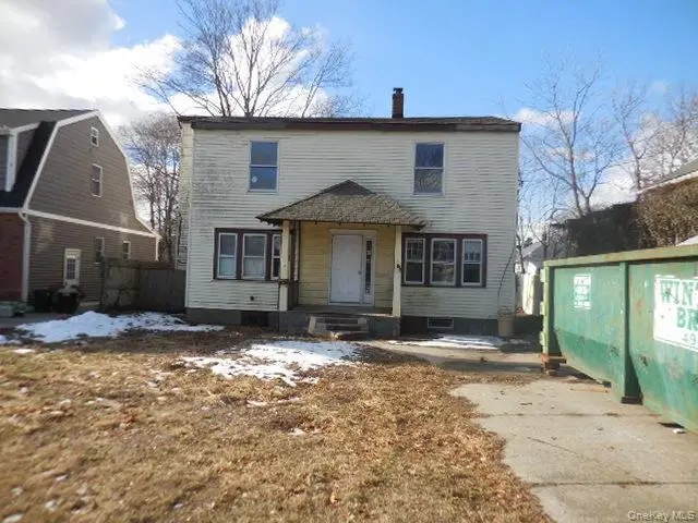 306 Greeley Avenue, Sayville, NY 11782 - Image #2