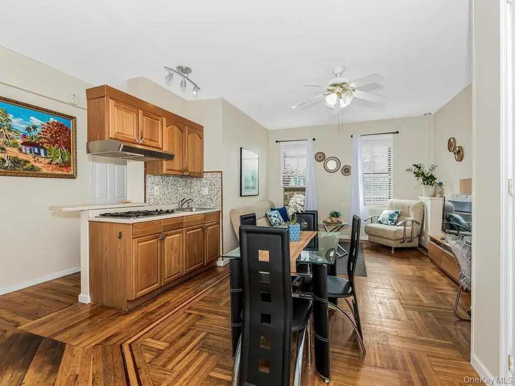 91 E 208th Street #3K, Bronx, NY 10467 - Image #1