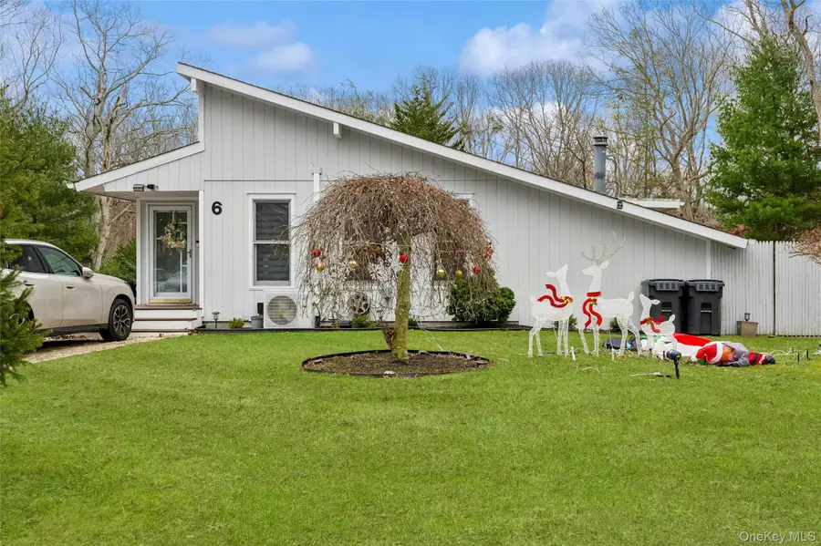 6 Montauk Boulevard, East Hampton, NY 11937 - Image #2