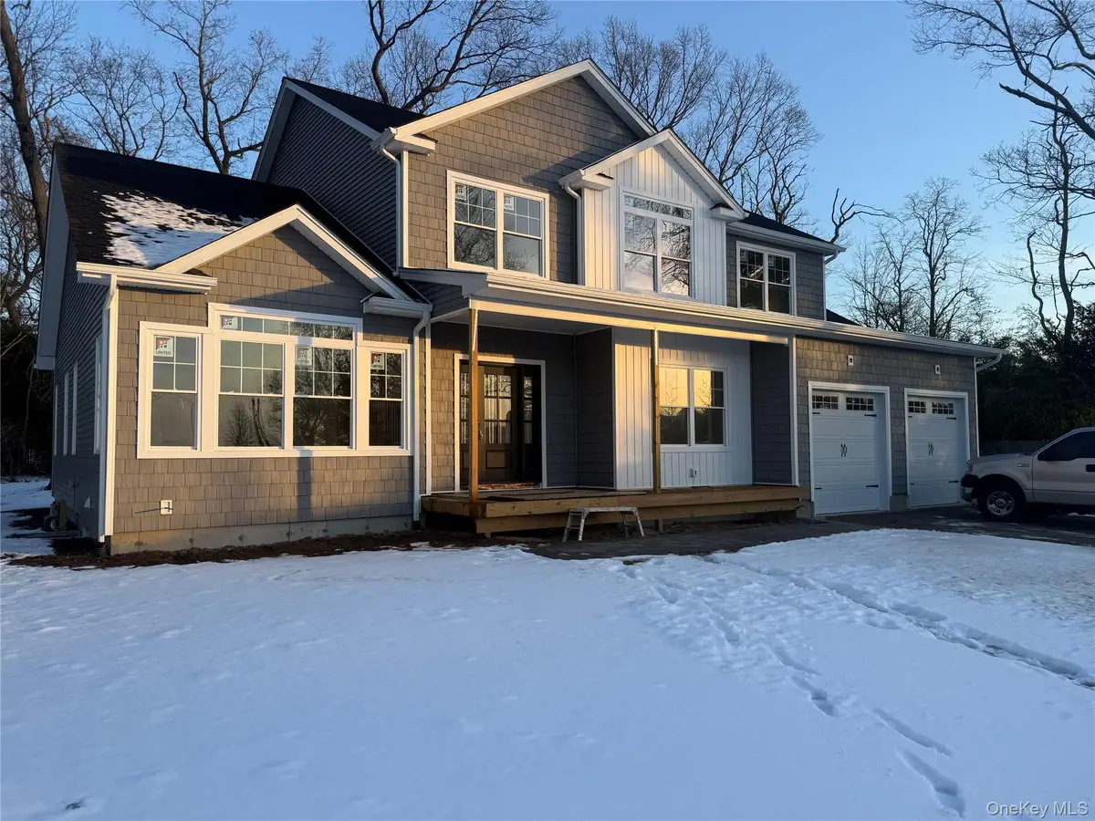 4 Lotto Court, Lake Grove, NY 11755 - Image #1