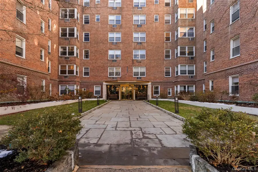 120 East Hartsdale Avenue #3Q, Hartsdale, NY 10530 - Image #2