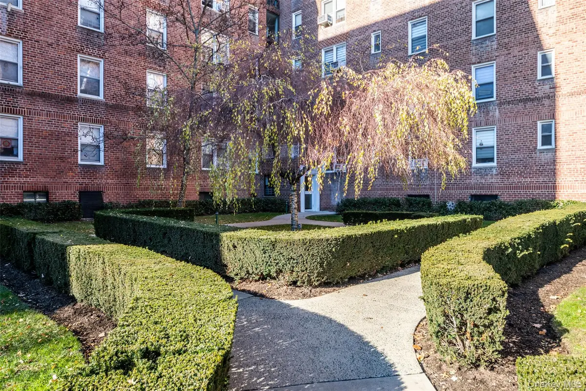 5639 Netherland Avenue #3F, Bronx, NY 10471 - Image #1