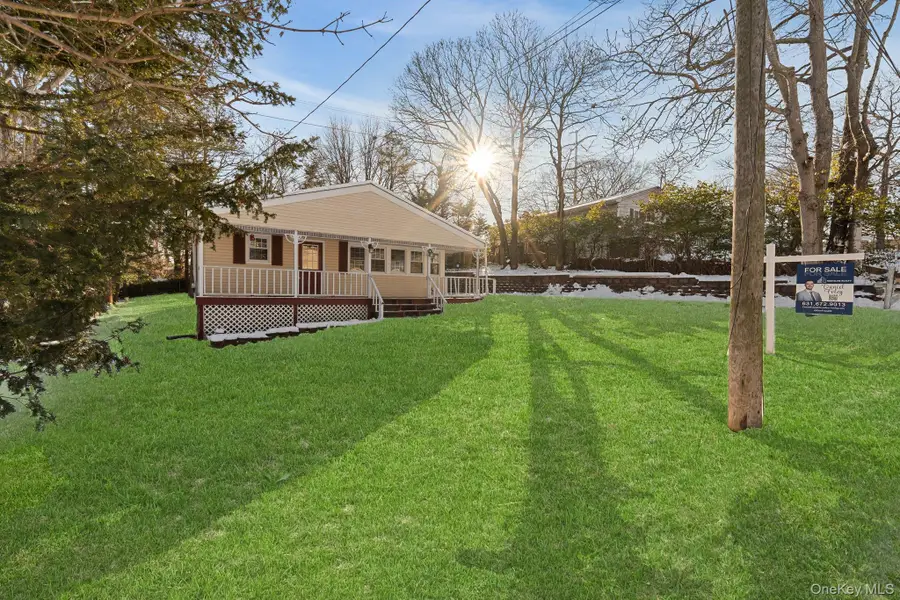 10 Pinedale Avenue, Farmingville, NY 11738 - Image #3