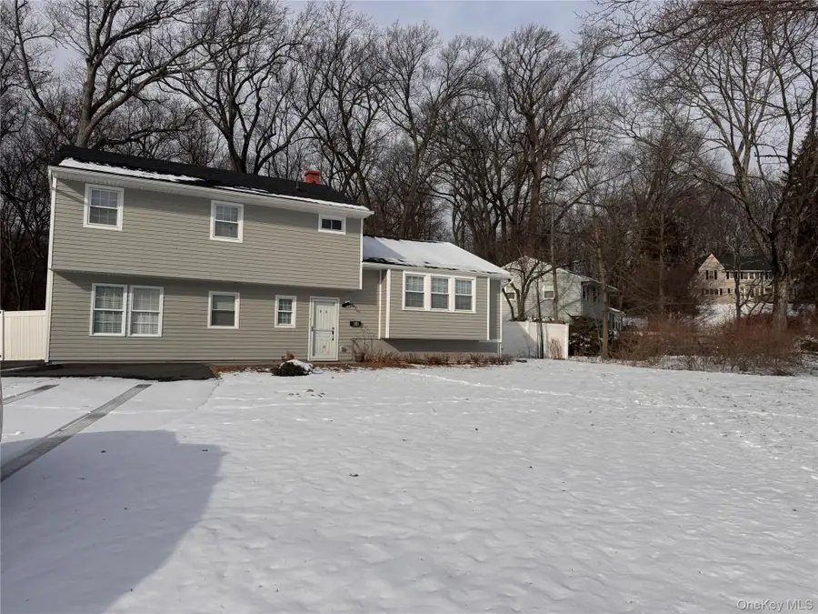 44 Twin Elms Lane, New City, NY 10956 - Image #2