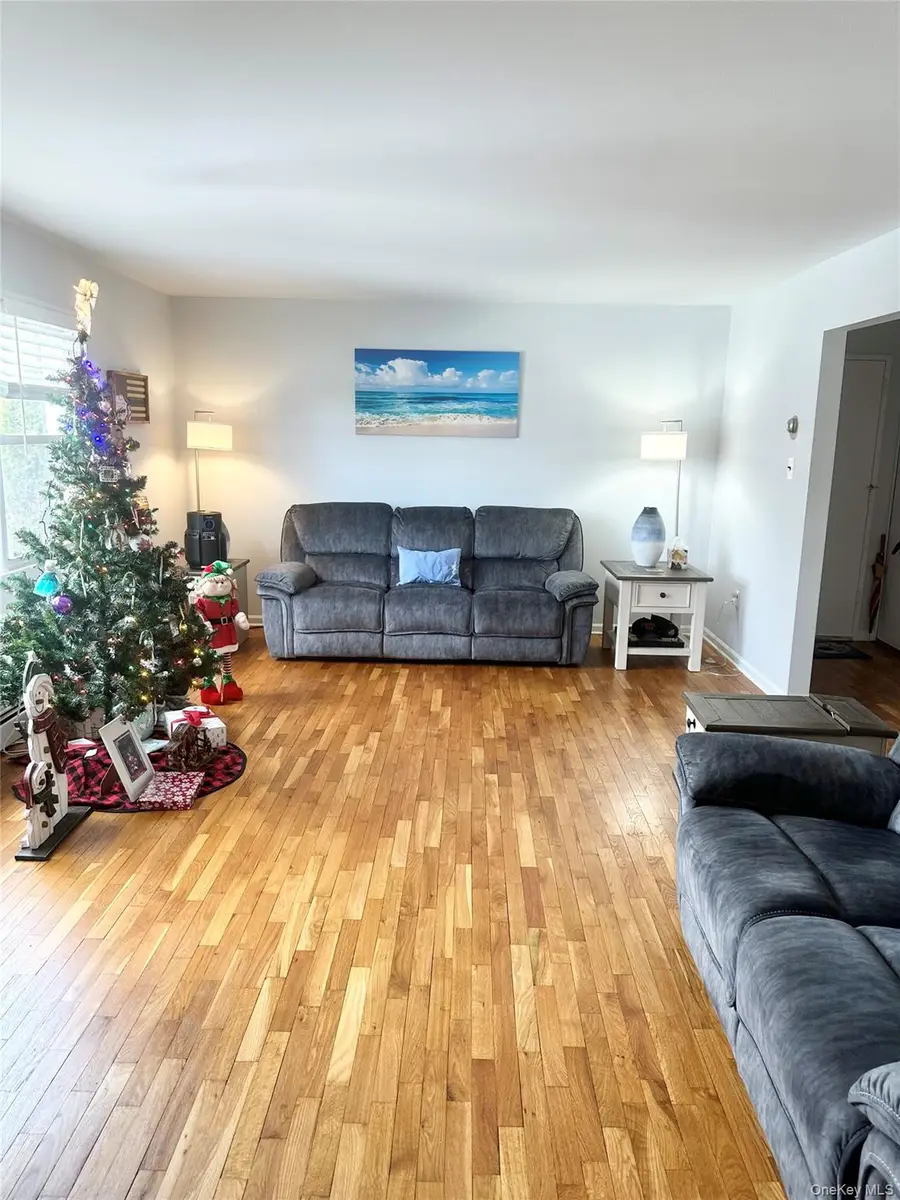 12 Danbury Court #1502, Suffern, NY 10901 - Image #3