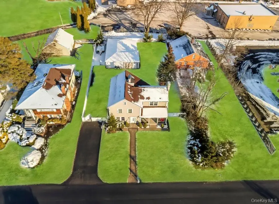 32 Longfellow Avenue, Westbury, NY 11590 - #2