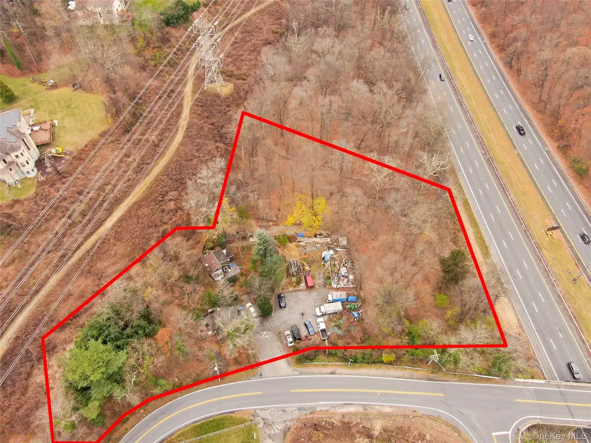 451 Underhill Road, Scarsdale, NY 10583 - Image #1