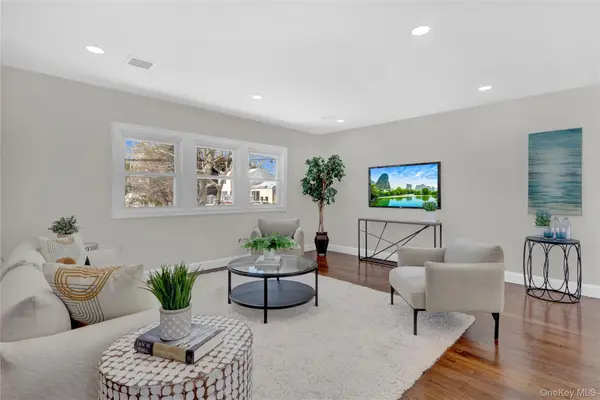 3 Jayne Avenue, Melville, NY 11747