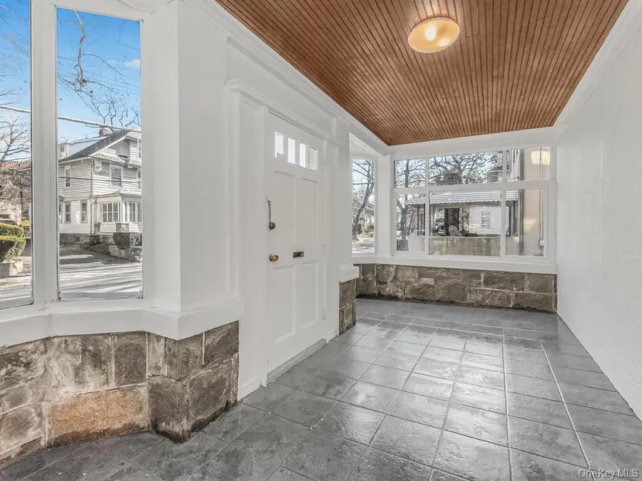 332 Tecumseh Avenue, Mount Vernon, NY 10553 - #3