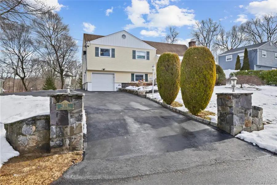 800 Terrace Place, Cortlandt Manor, NY 10567 - Image #2
