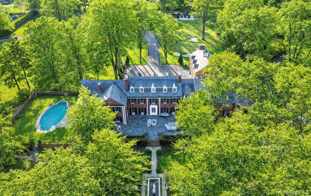 393 Mill River Road, Muttontown, NY 11771 - Image #1