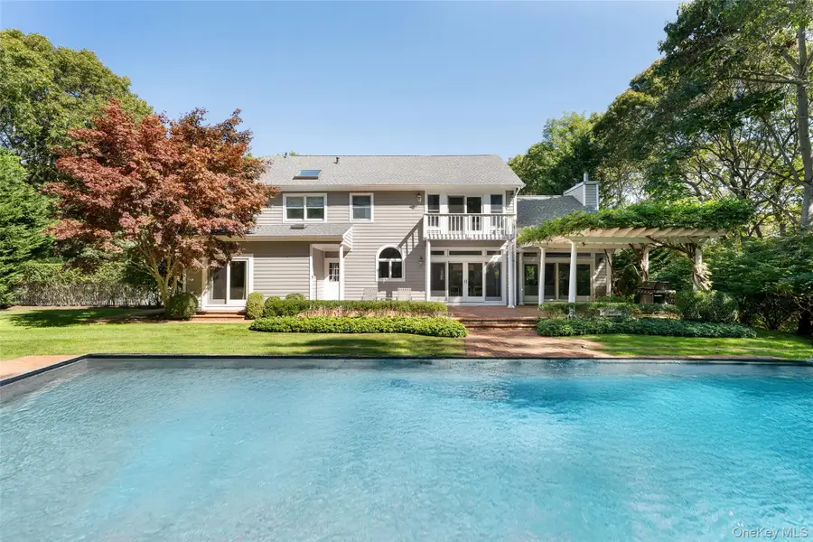 8 Mountain Laurel Lane, Southampton, NY 11968 - #2