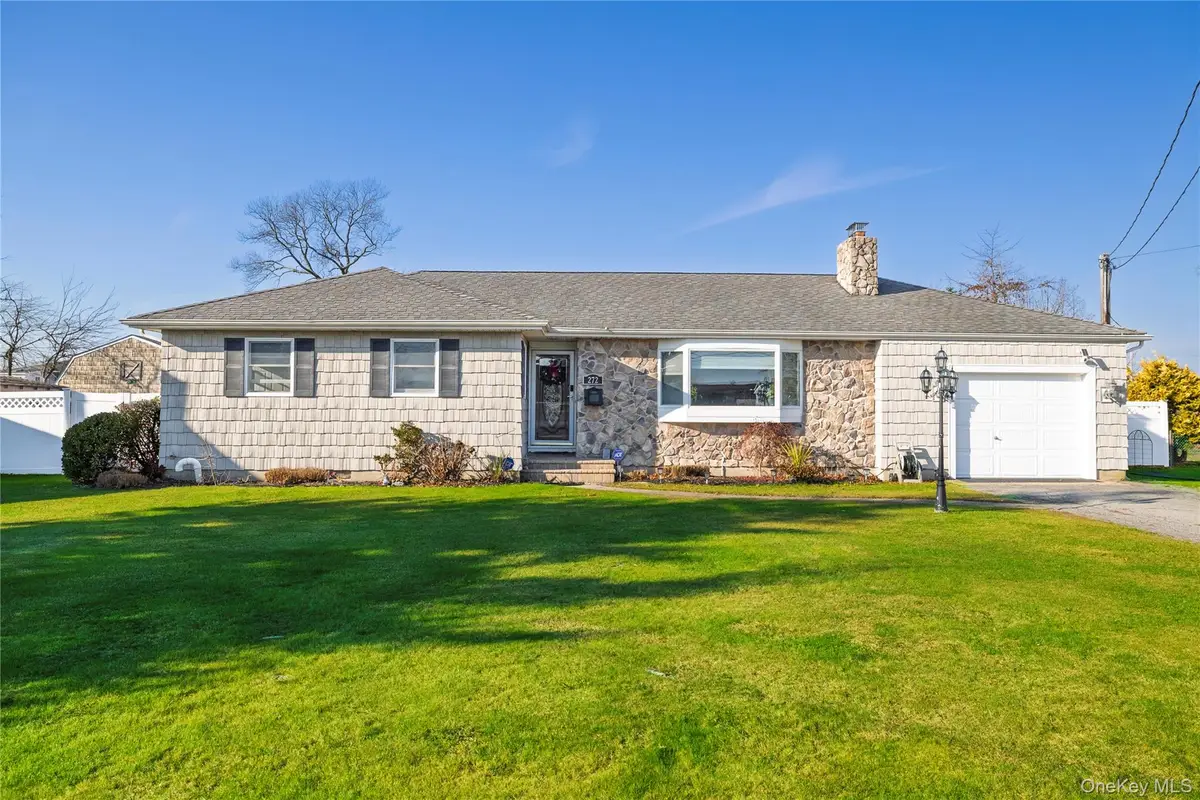 272 Baylawn Avenue, Copiague, NY 11726 - Image #1