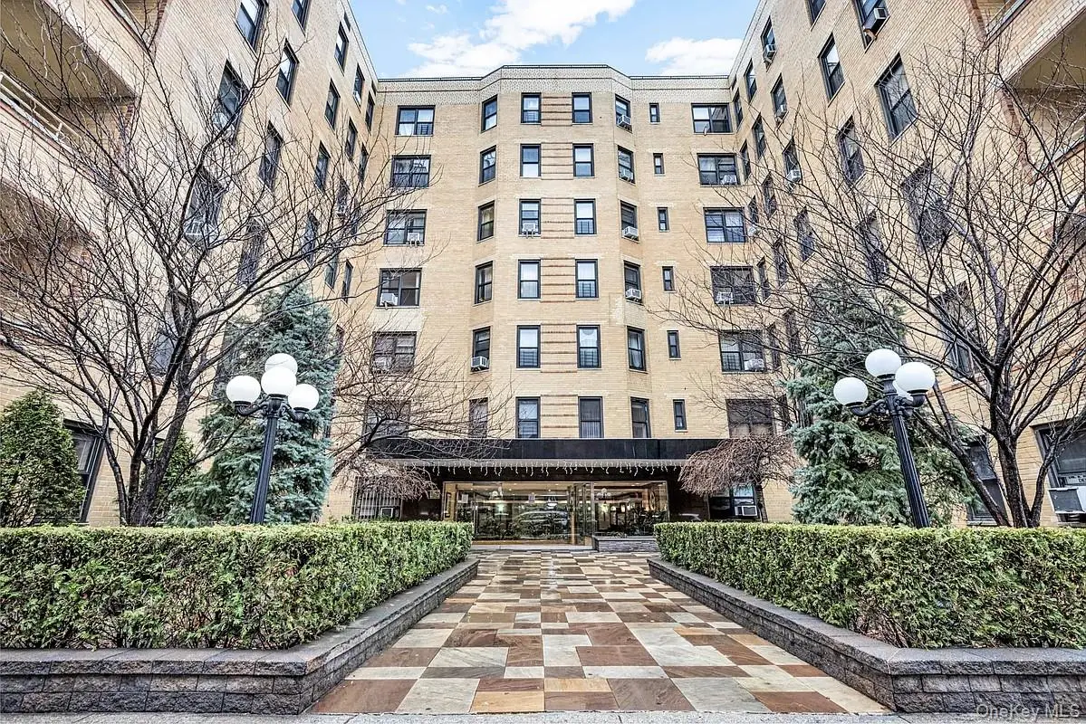 2 W End Avenue #5N, Brooklyn, NY 11235 - #1