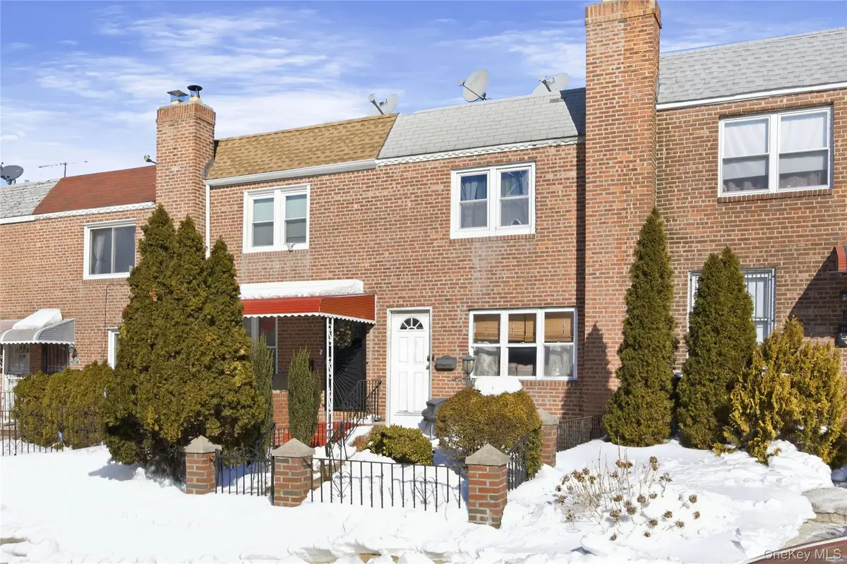 21611 115th Court, Cambria Heights, NY 11411 - #1