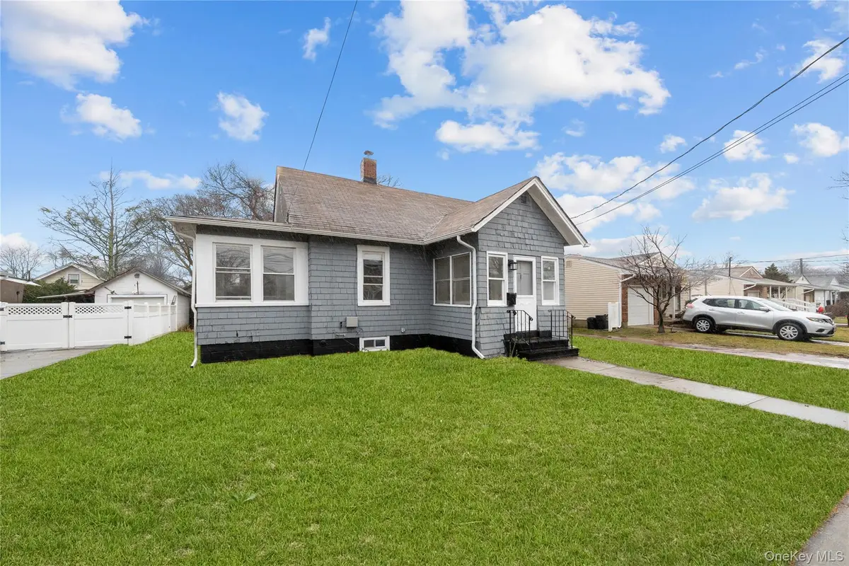 172 Juanita Avenue, Freeport, NY 11520 - #1