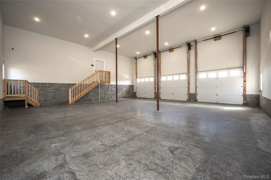 133 W Mombasha Road, Monroe, NY 10950 - #3