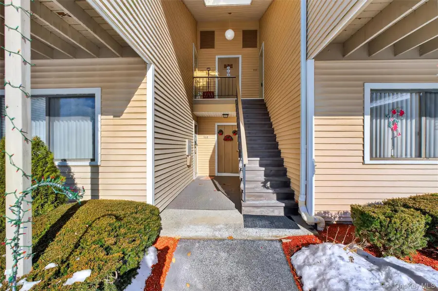 96 Molly Pitcher Lane #H, Yorktown Heights, NY 10598 - Image #2