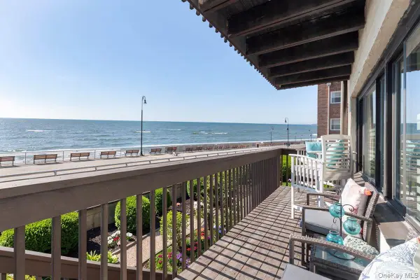 627 Oceanfront #A, Long Beach, NY 11561