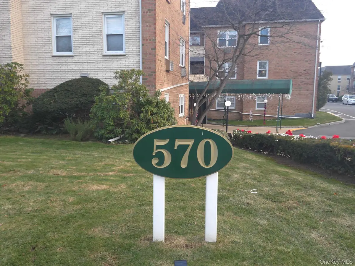 570 Broadway #16A, Lynbrook, NY 11563 - Image #1