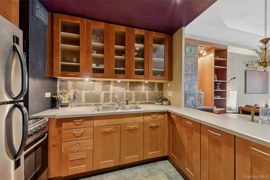 251 E 51st Street #15G, Manhattan, NY 10022 - Image #3