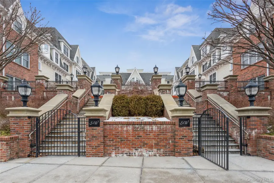 225 Stanley Avenue #305, Mamaroneck, NY 10543 - Image #2