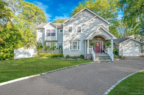 106 Springdale Drive, Ronkonkoma, NY 11779