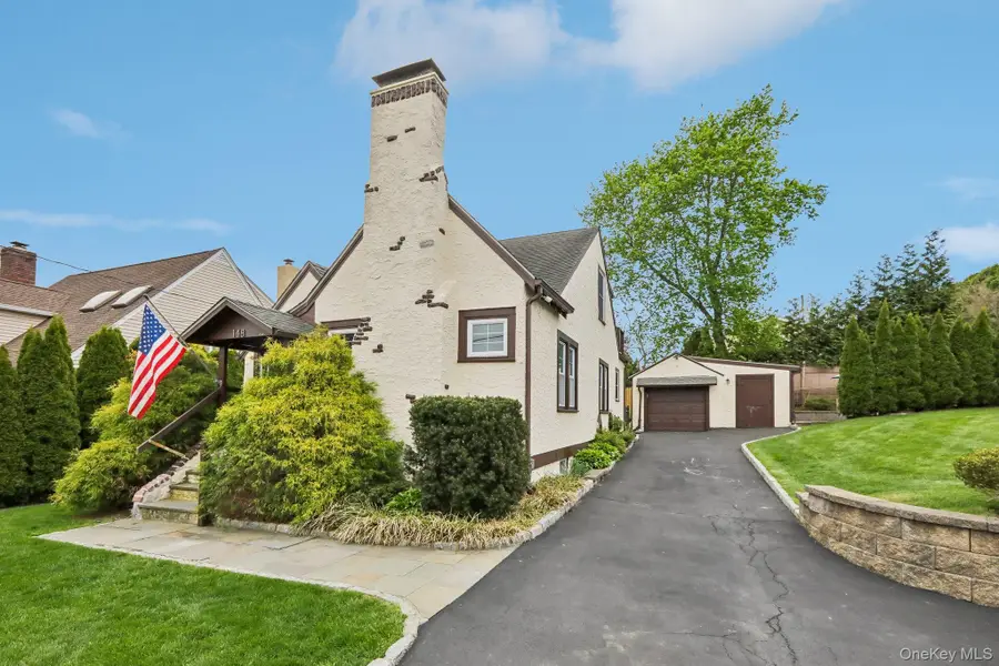 148 Chelsea Street, Hawthorne, NY 10532 - #3