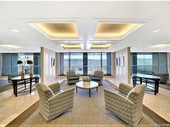 1085 Warburton Avenue #825, Yonkers, NY 10701 - Image #3