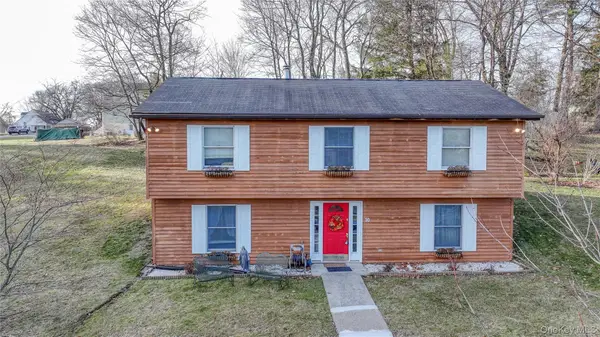 30 Oakland Avenue, Montgomery, NY 12586