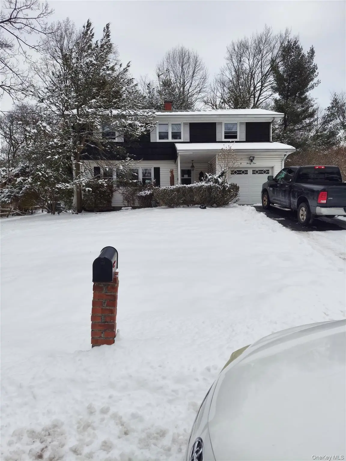 21 Besen Parkway, Airmont, NY 10952 - Image #1