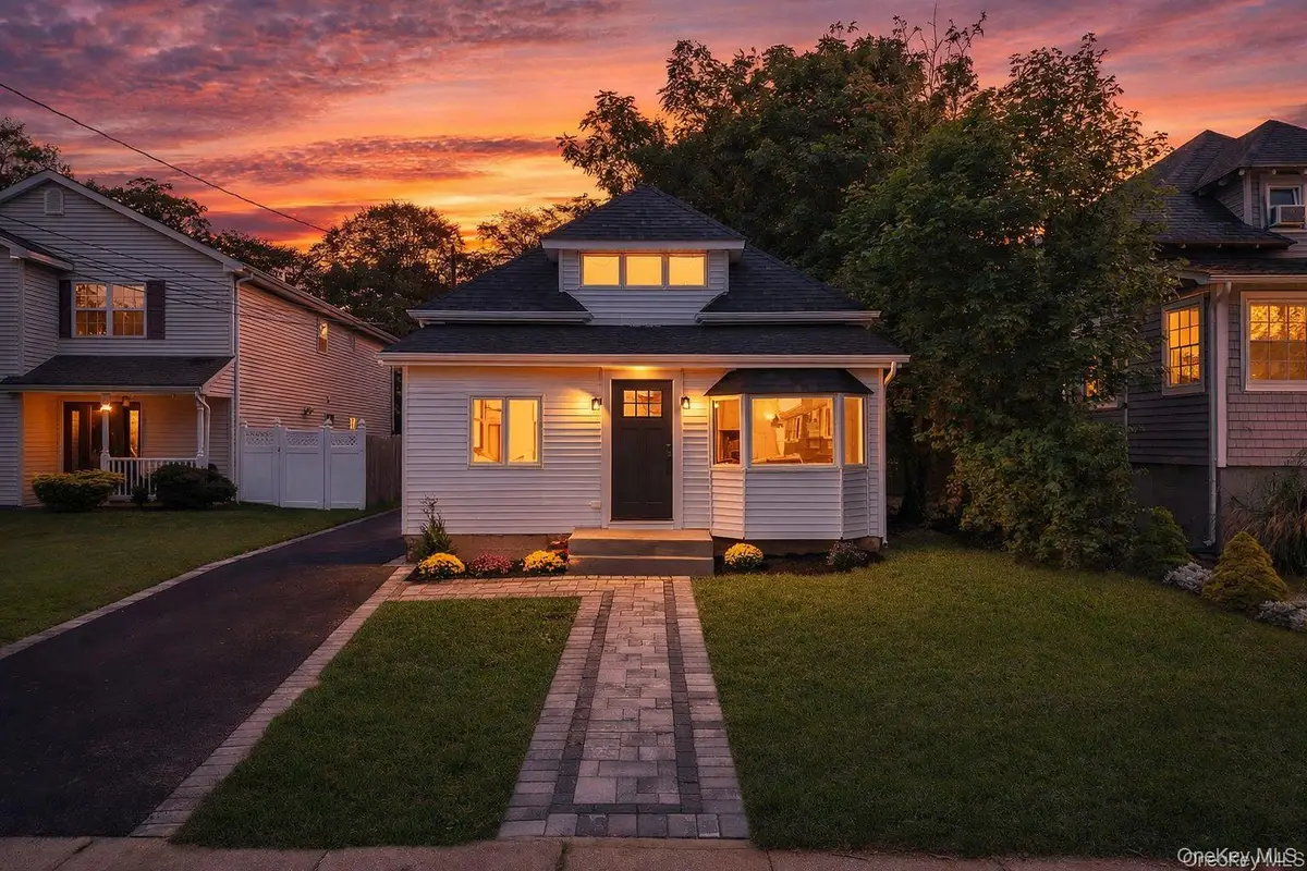 15 E Hamilton Avenue, Massapequa, NY 11758 - Image #1