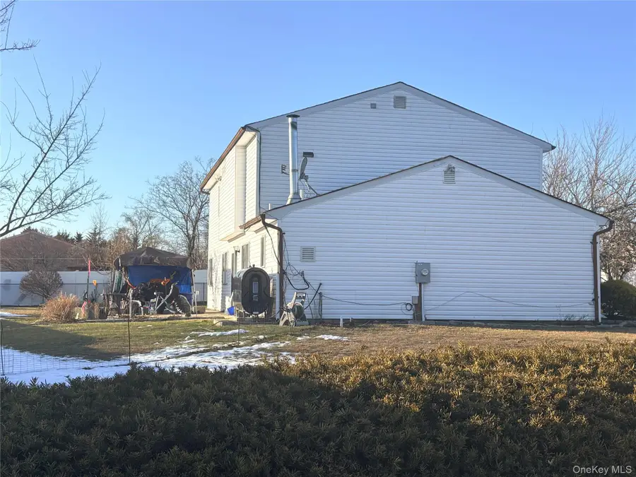 22 Forte Avenue, Medford, NY 11763 - Image #3