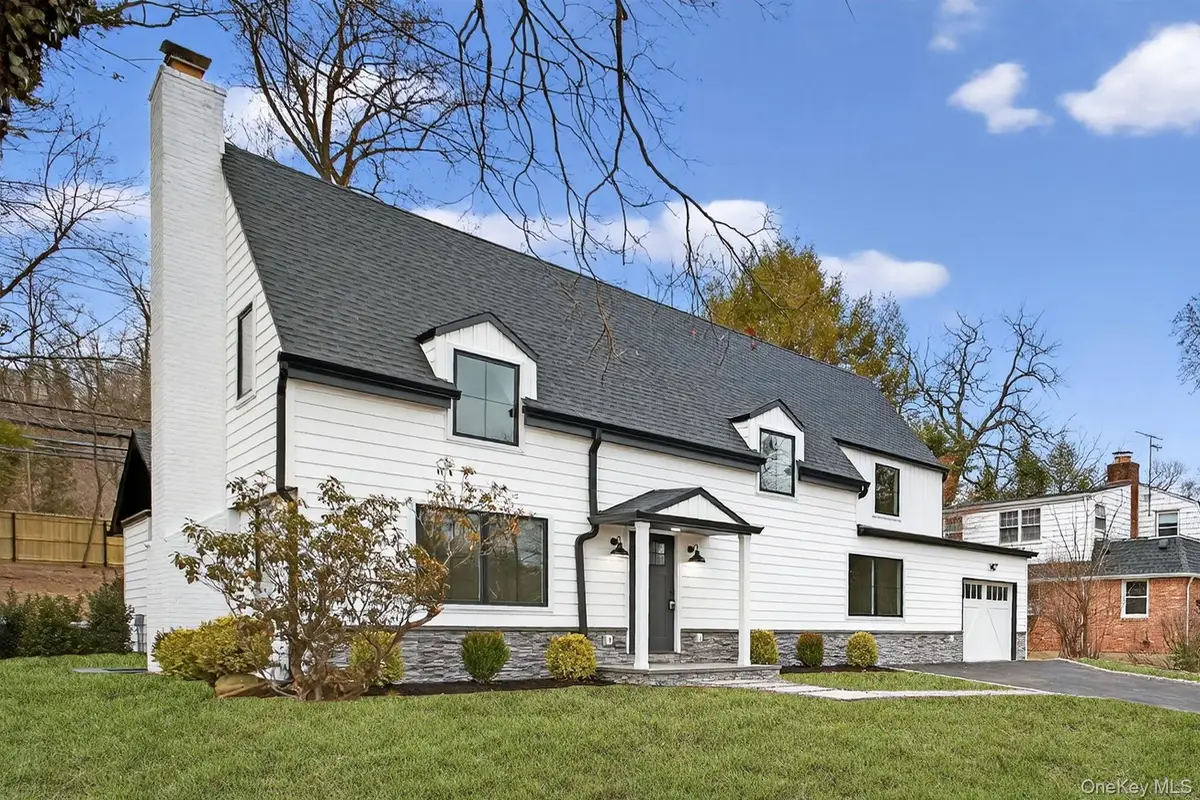 199 Salem Road, East Hills, NY 11577 - Image #1