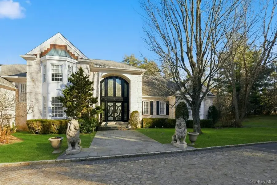 1 Beech Tree Lane, Brookville, NY 11545 - Image #2